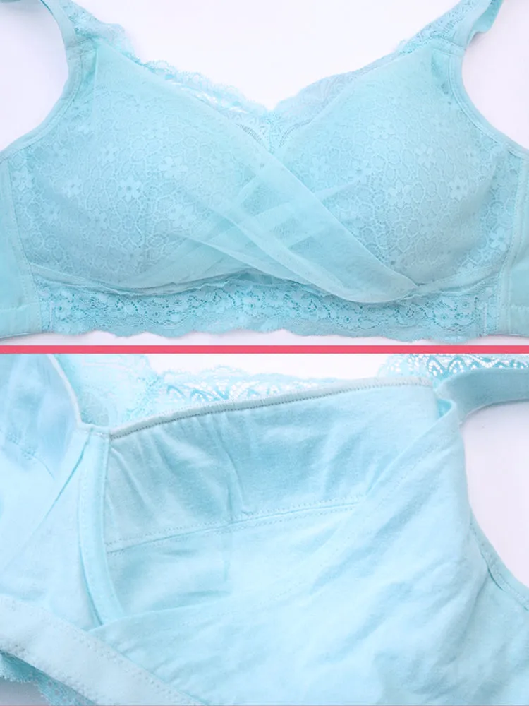 Comfort Lace Wireless Full Figure Bandeau Bra