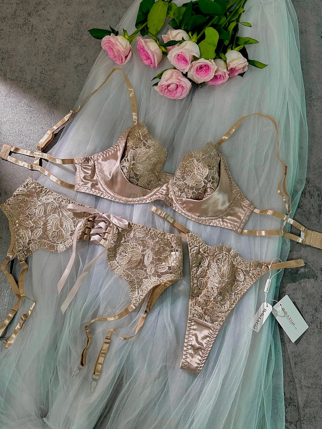 Lace Embroidered Push-Up Sexy Lingerie Set