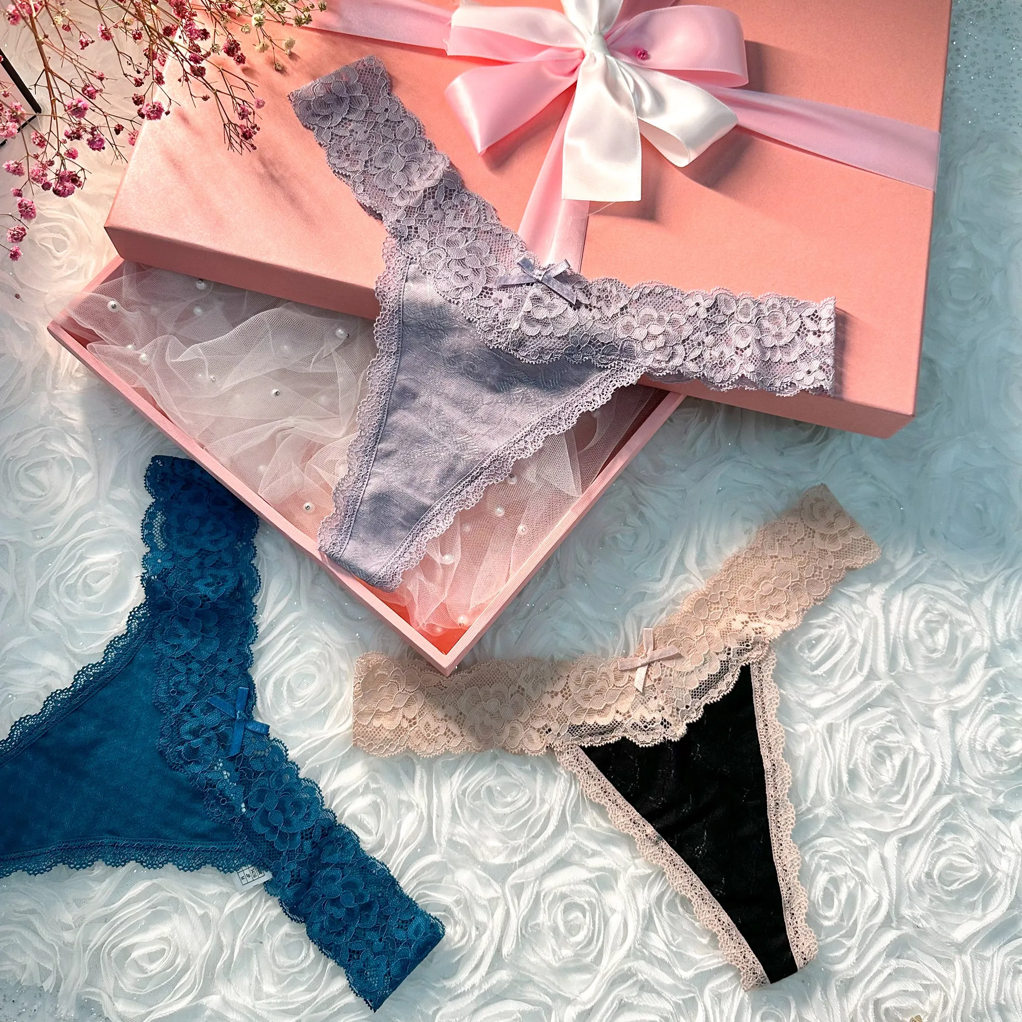 Solid Color 3 Pack T Back Lace Low Waist Cotton Seamless Thongs