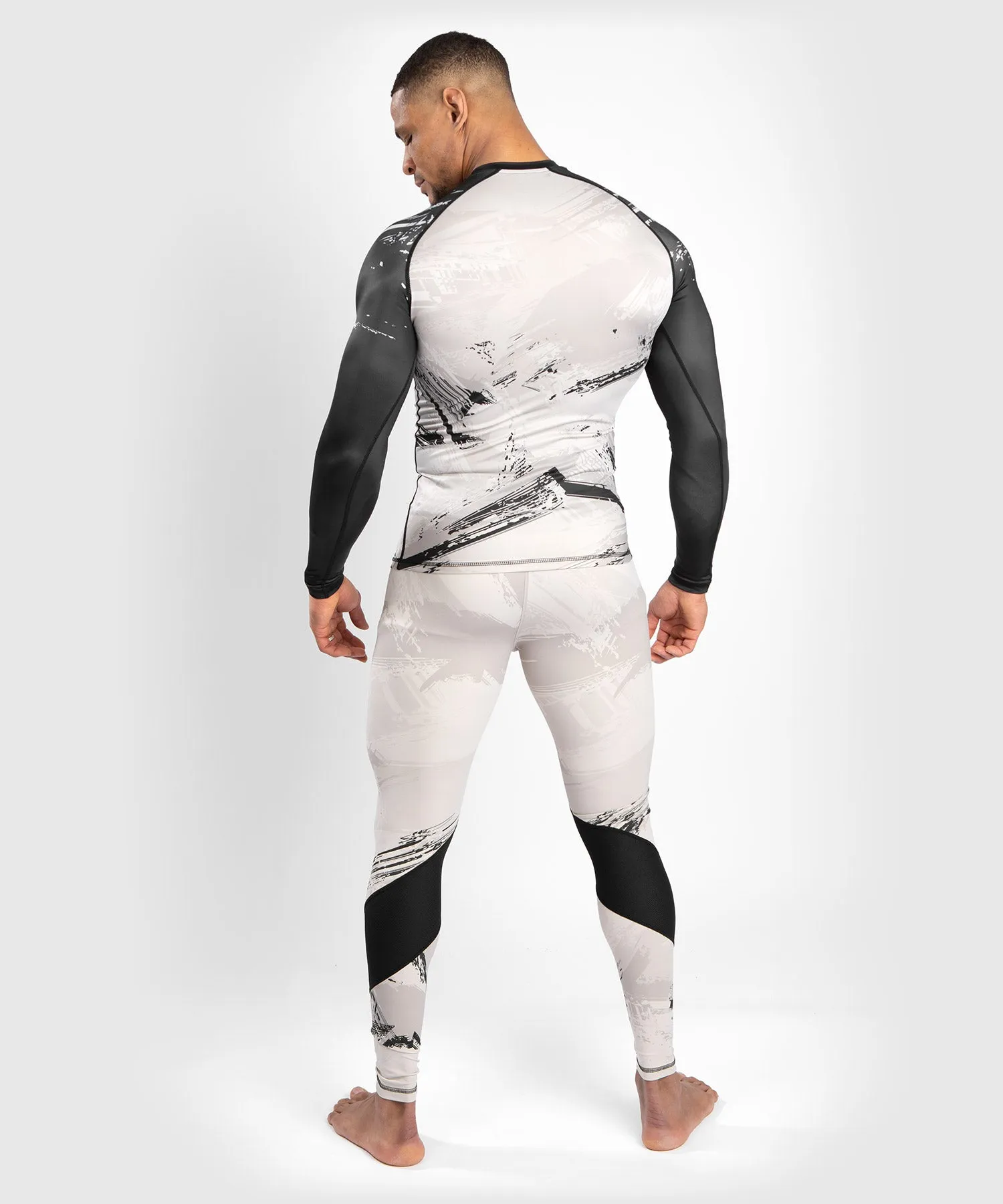UFC Venum Authentic Fight Week Men’s 2.0 Performance Long Sleeve Rash Guard - Sand/Black