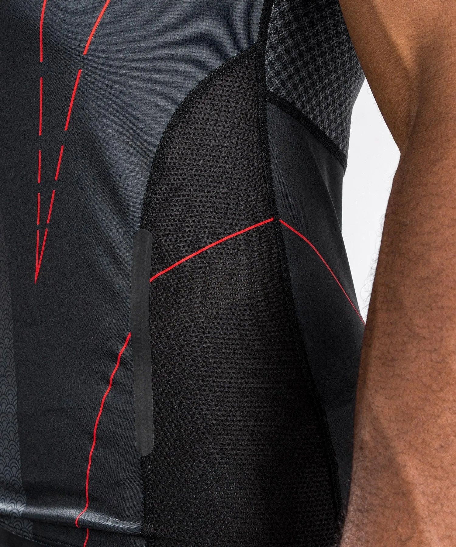 Venum Okinawa 3.0 Rashguard Short Sleeves  - Black/Red