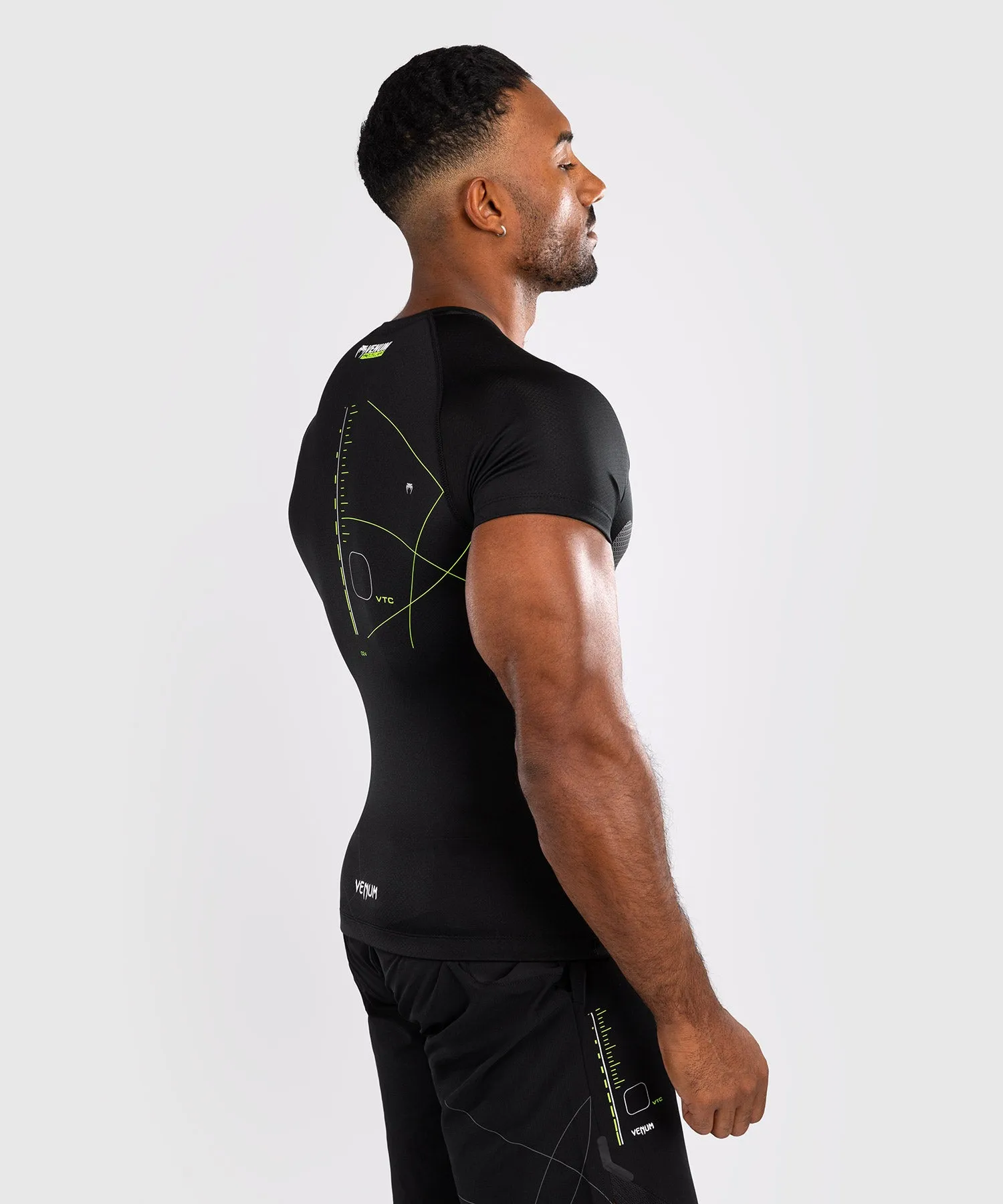 Venum Training Camp 4.0 Short Sleeve Rashguard - Black/Neon Green